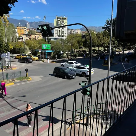 Pekacozyapartaments Τίρανα