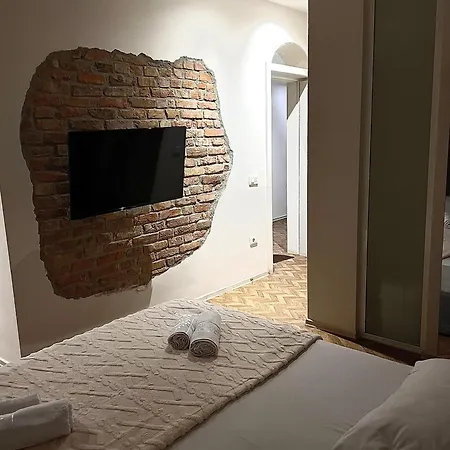 Pekacozyapartaments * ティラナ