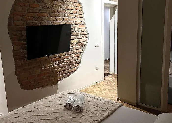 Pekacozyapartaments * Tirana